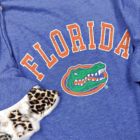 GC x Social House Florida UF Gators Animal Print Flutter Sleeve Tshirt XL NWT - Picture 7 of 7